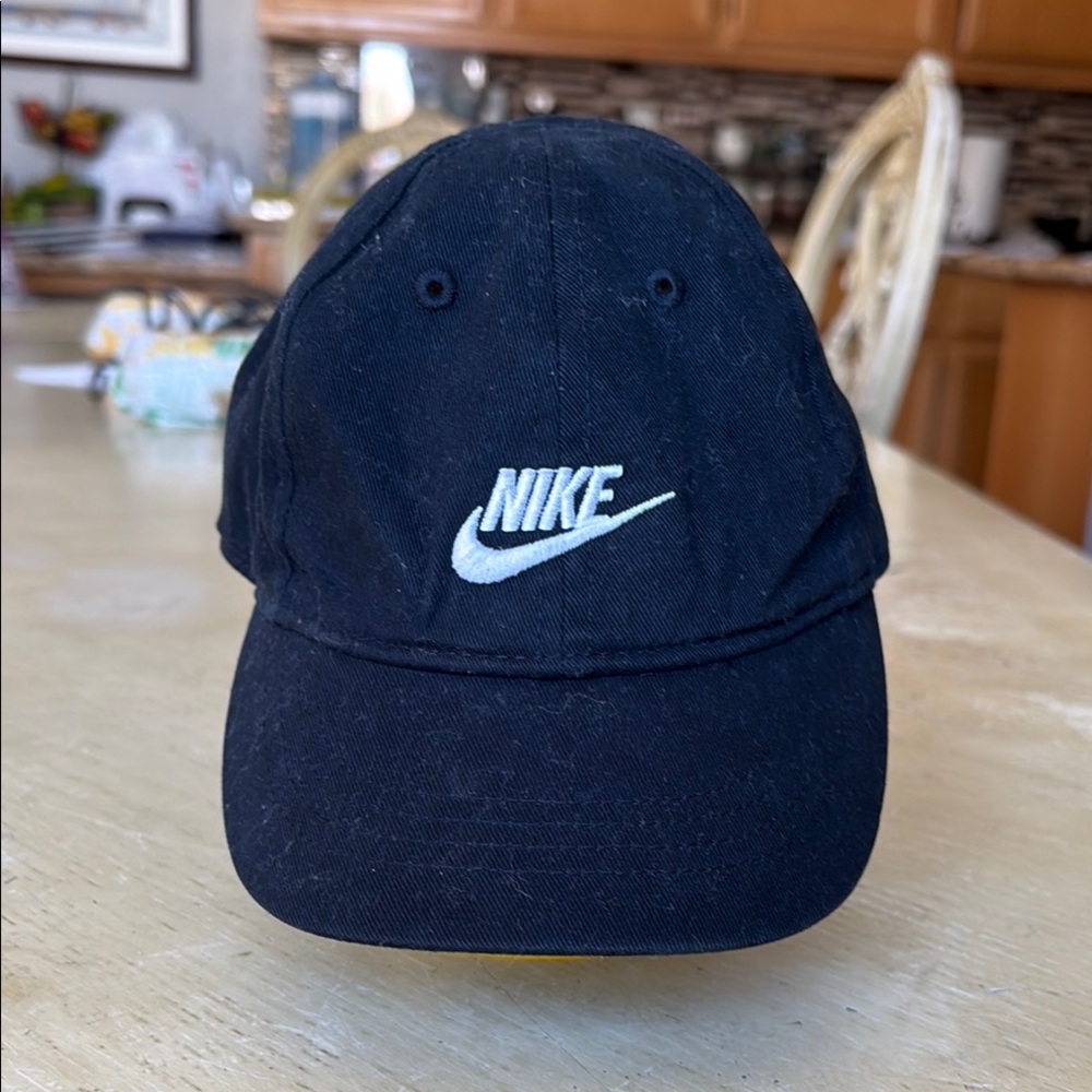 Nike Black Kids Cap